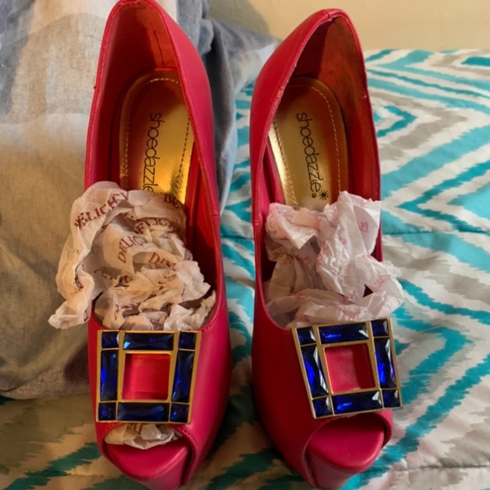 New Fuchsia Pink Pumps Sz 7
